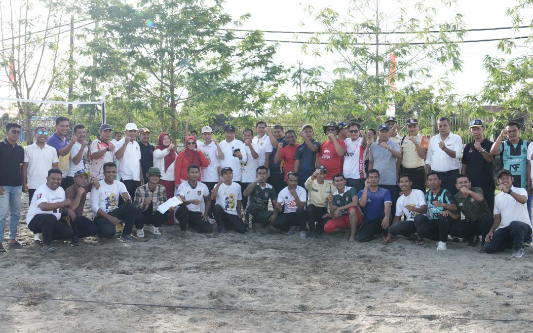 Semarak HUT RI ke-81, Prodi Sains Keolahragaan FIK UTU Sukses Gelar Pertandingan Voli Pasir Antar unit Kerja